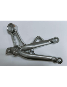 SOPORTE ESTRIBERA TRASERA DRCH. TRIUMPH